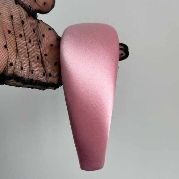 PRADA 👑 Perfect Pink Satin Silk Headband. NEW. - Picture 3 of 7